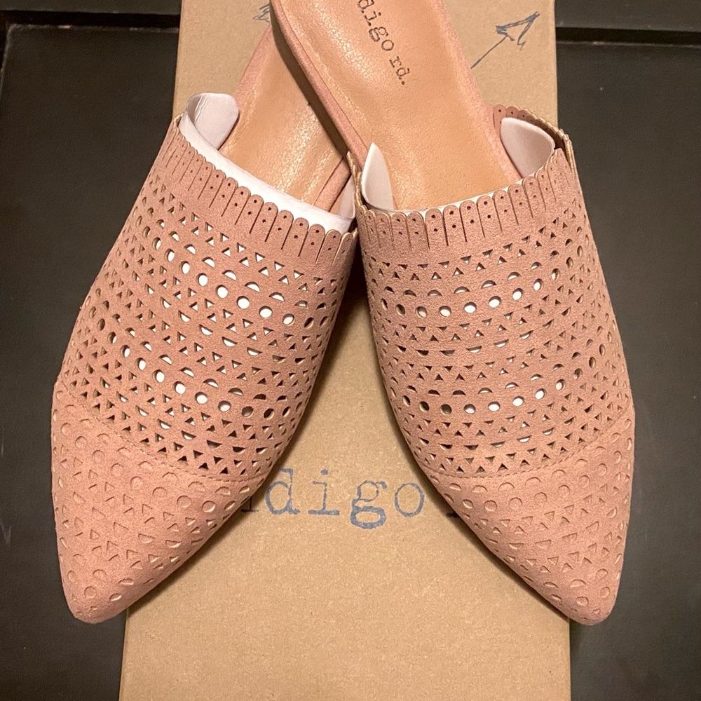 Indigo Rd. Irgaylen - Blush Gaylenlase Laser Cut Mules~Size 8.5